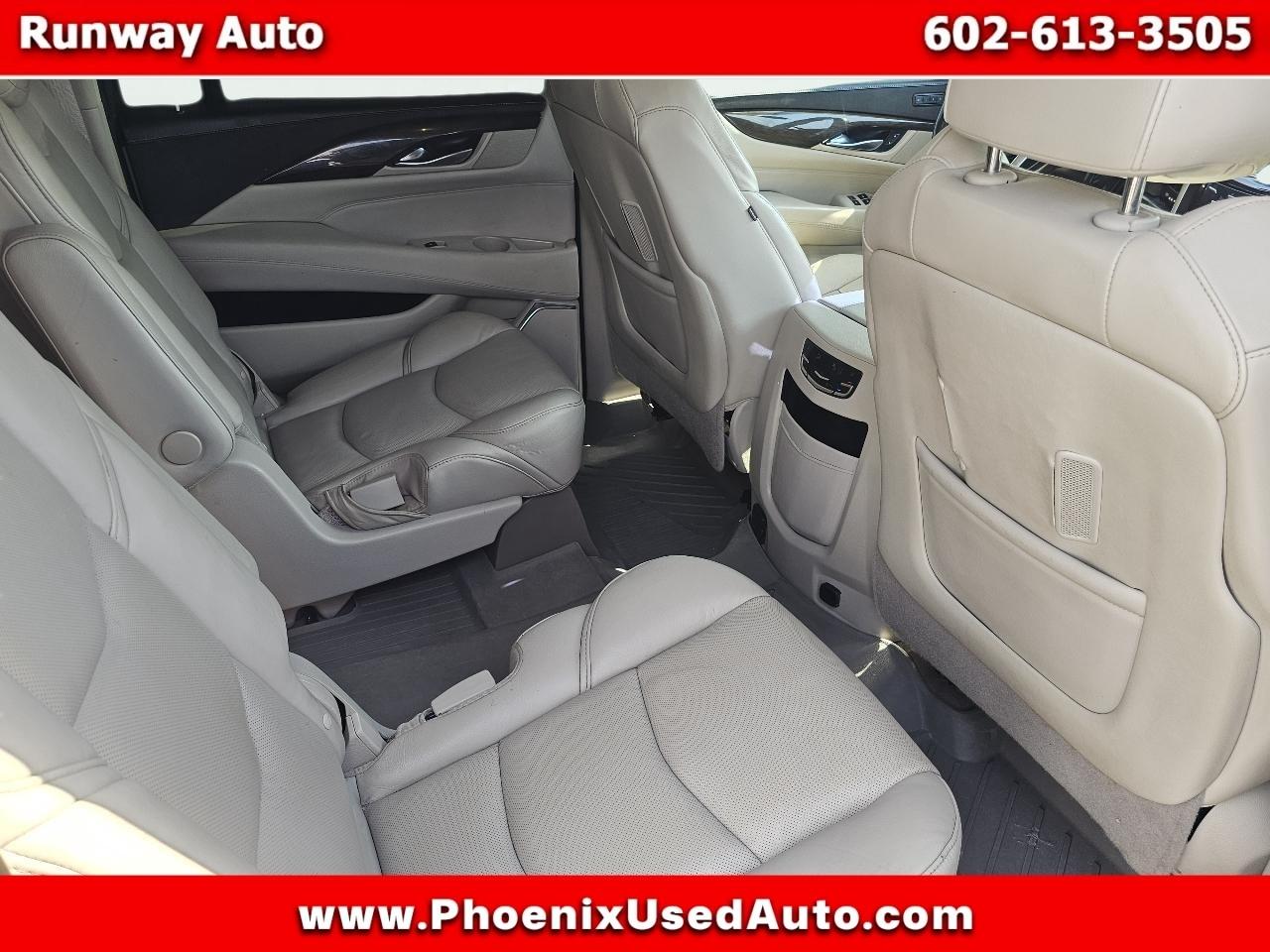 Cadillac Escalade ESV 4WD 4dr Luxury 2018