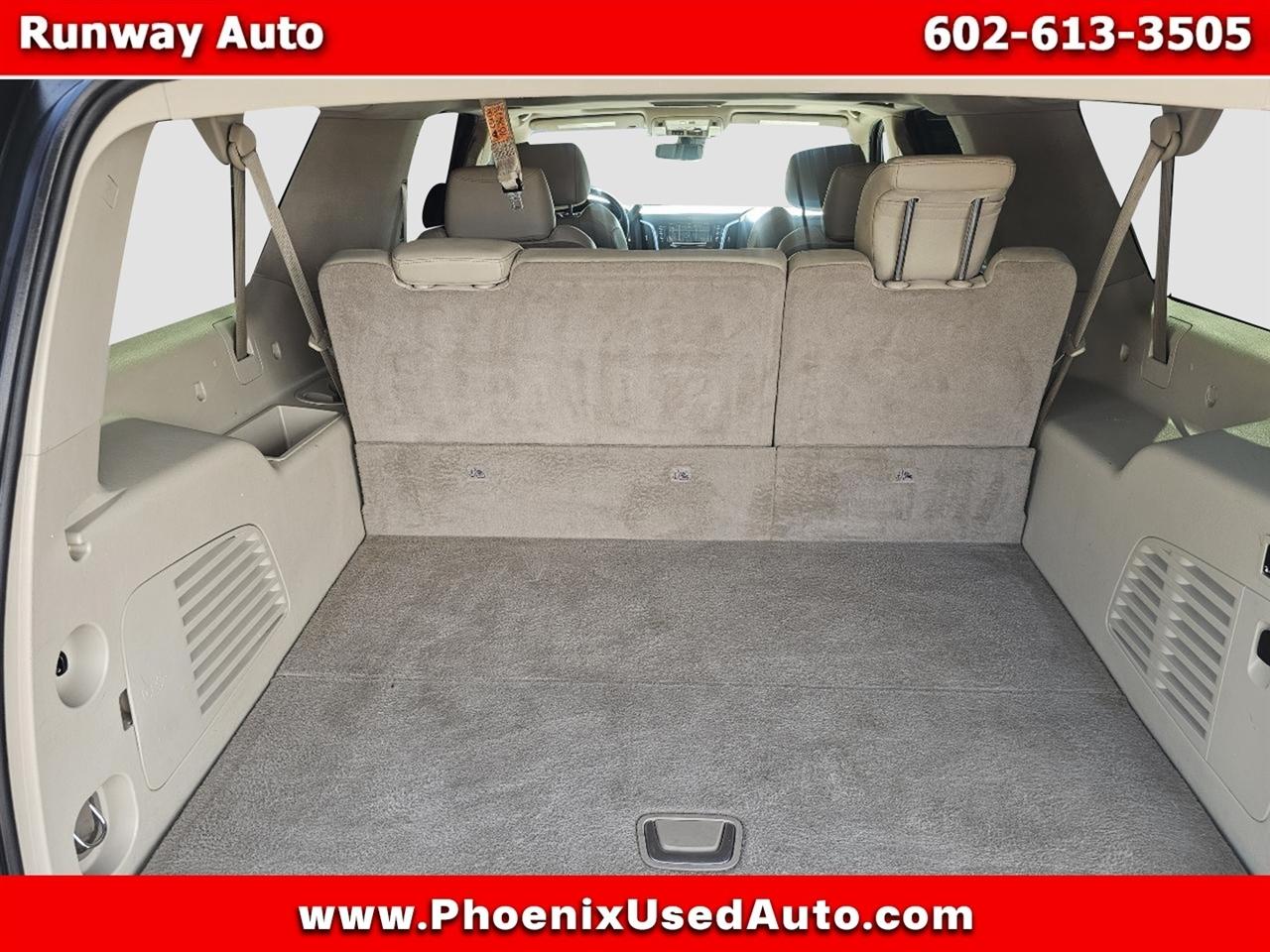Cadillac Escalade ESV 4WD 4dr Luxury 2018