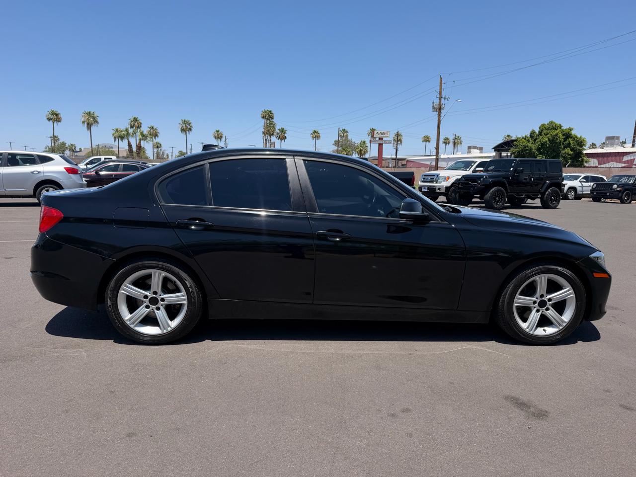 BMW 3 Series 4dr Sdn 328i RWD South Africa SULEV 2013
