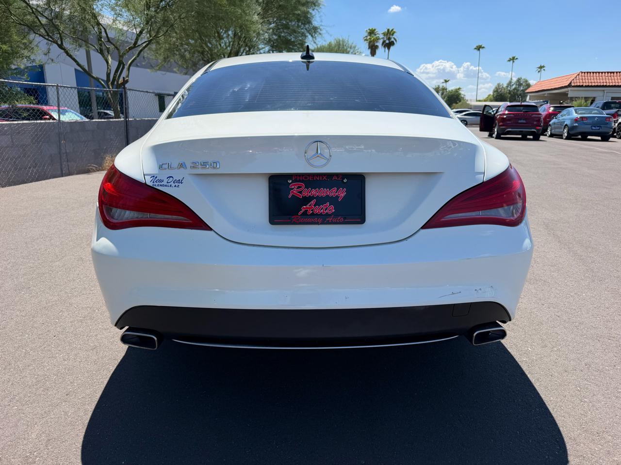 Mercedes-Benz CLA-Class 4dr Sdn CLA 250 FWD 2015