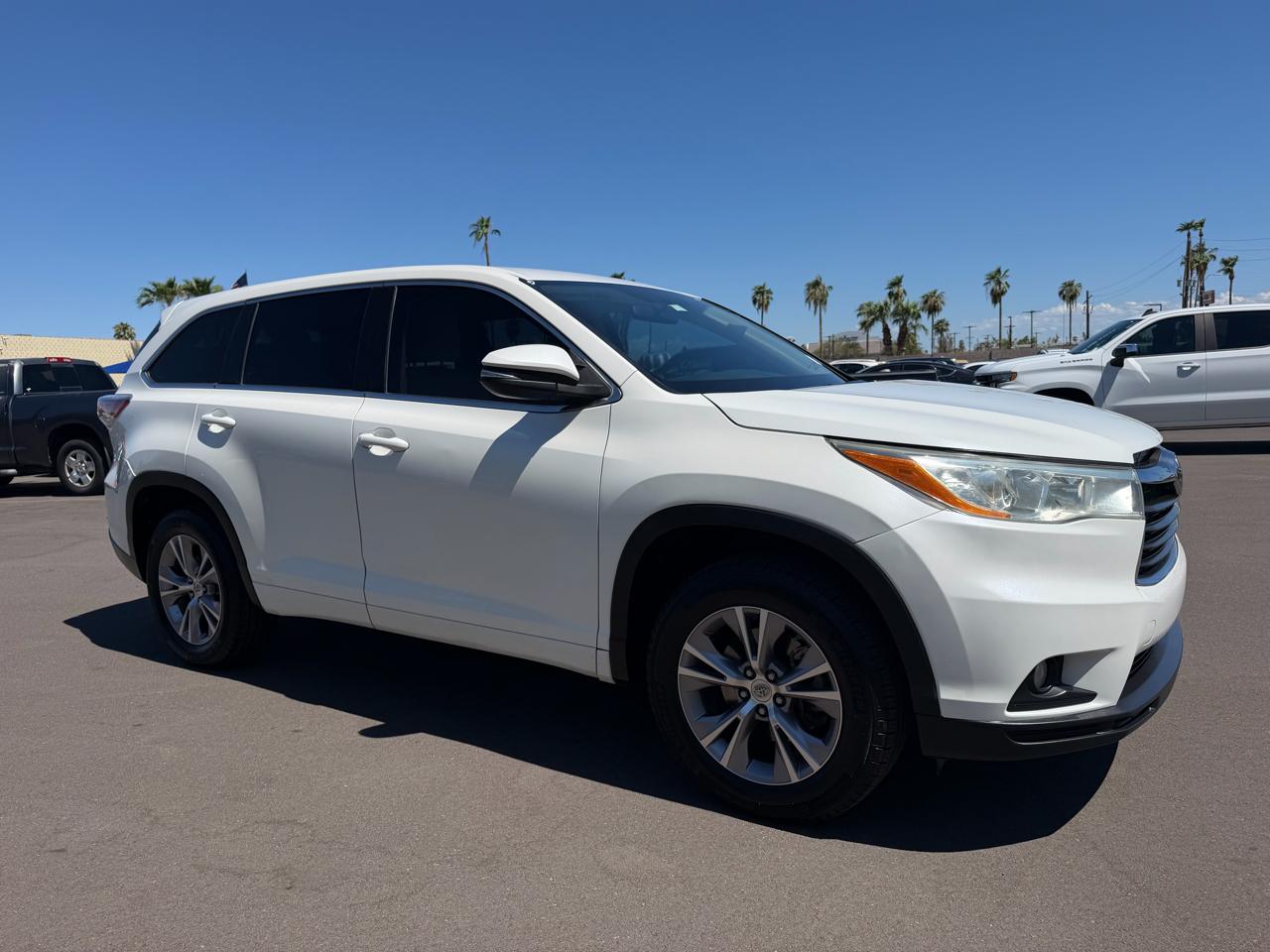 Toyota Highlander LE 2015