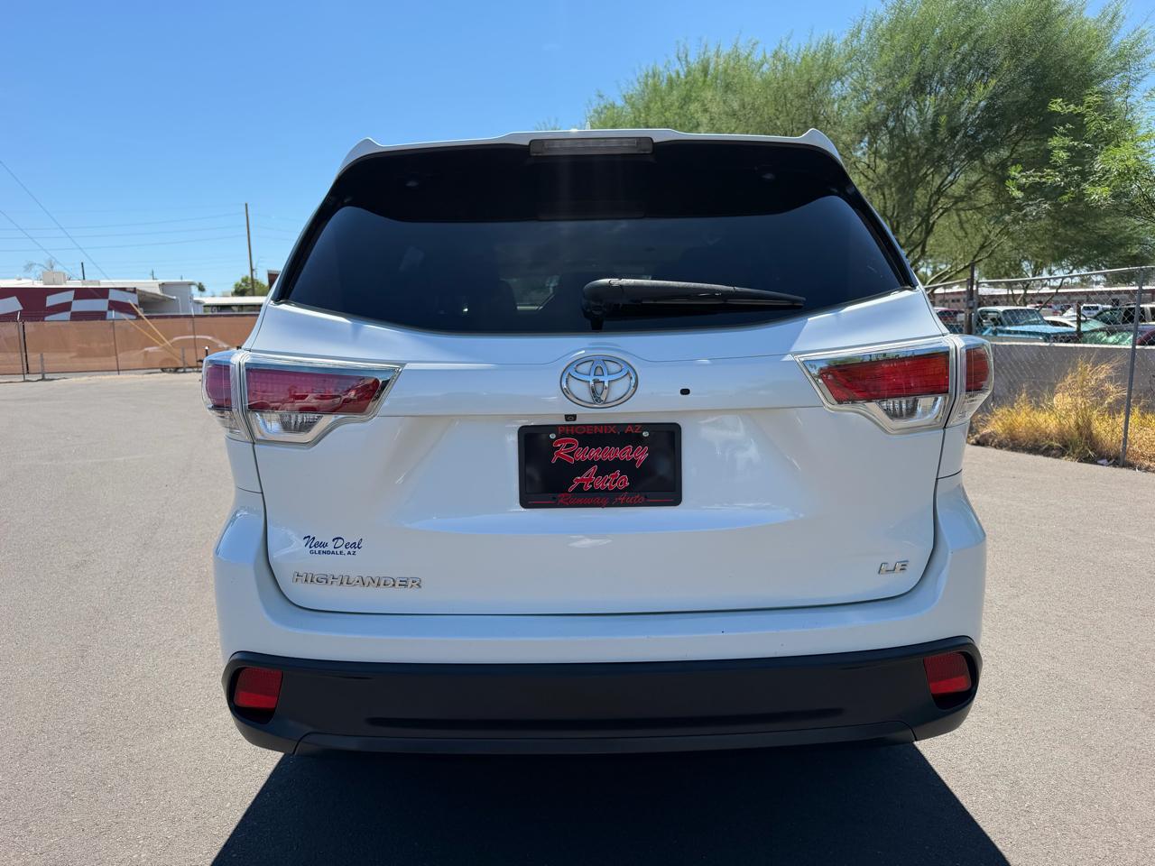 Toyota Highlander LE 2015