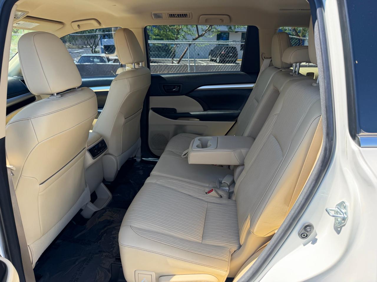 Toyota Highlander LE 2015