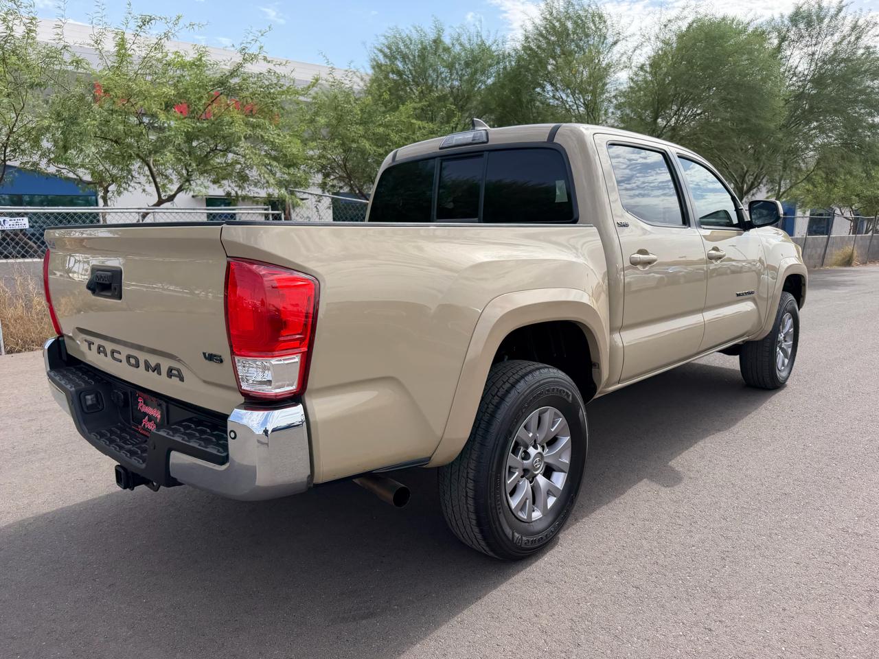 Toyota Tacoma Double Cab 2WD 2017