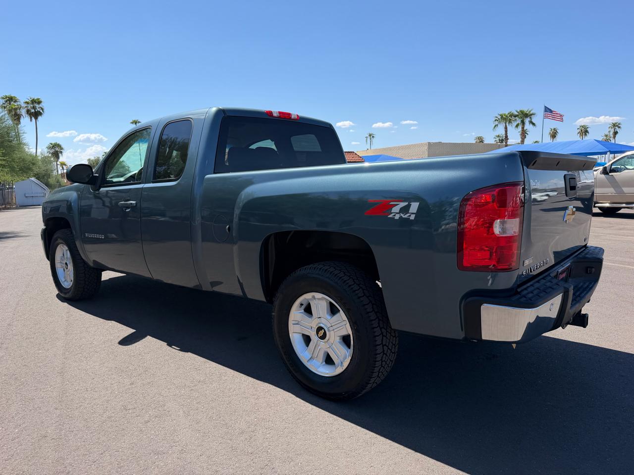 Chevrolet Silverado 1500 4WD Ext Cab 143.5" LTZ 2012