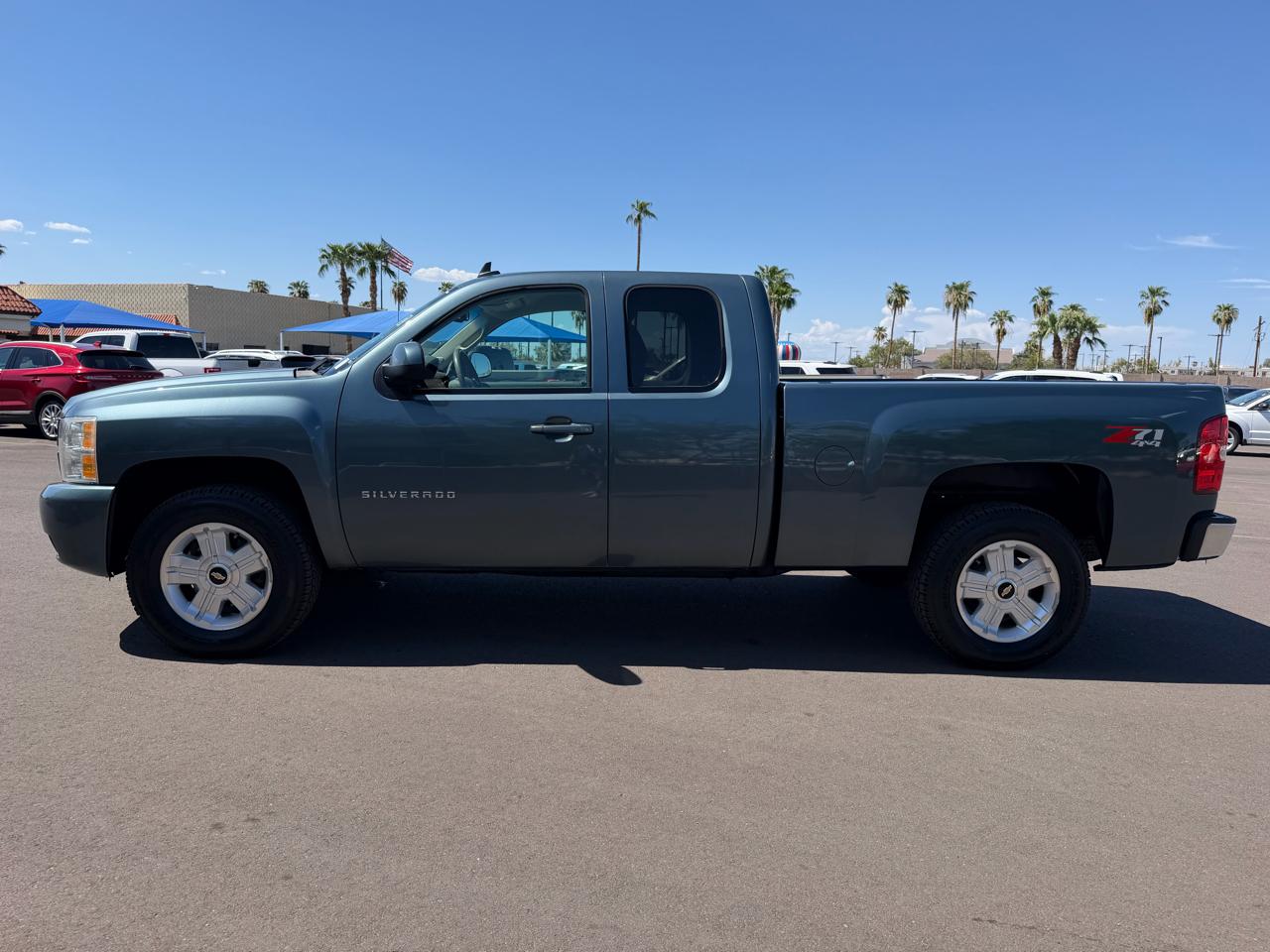 Chevrolet Silverado 1500 4WD Ext Cab 143.5" LTZ 2012