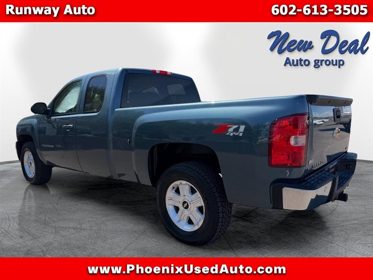 Chevrolet Silverado 1500 4WD Ext Cab 143.5" LTZ 2012