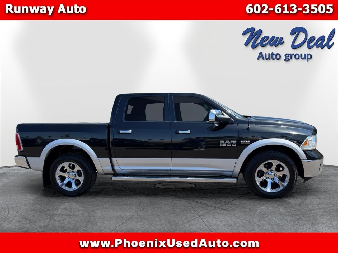 RAM 1500 4WD Crew Cab 140.5" Laramie 2017