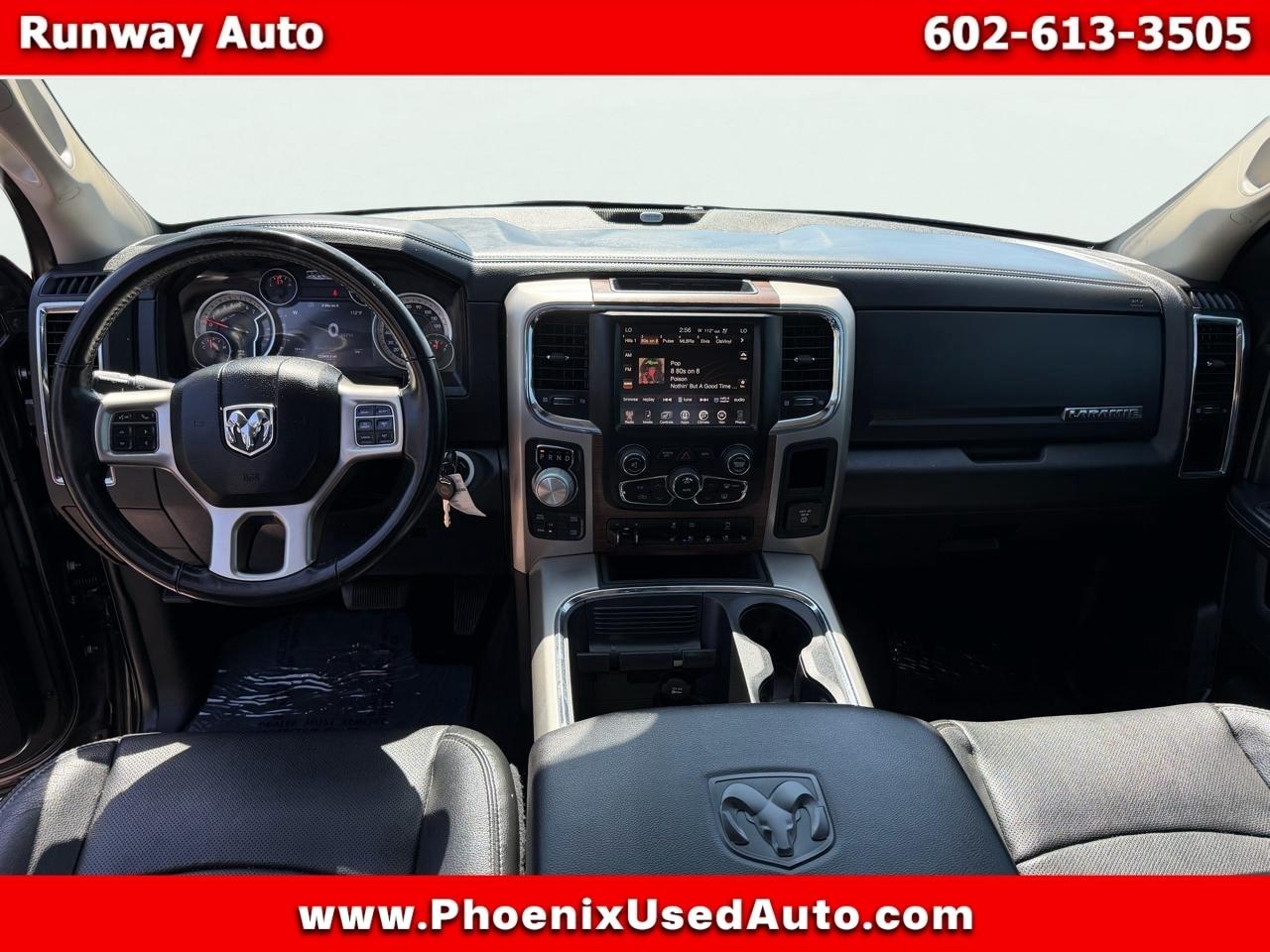 RAM 1500 4WD Crew Cab 140.5" Laramie 2017
