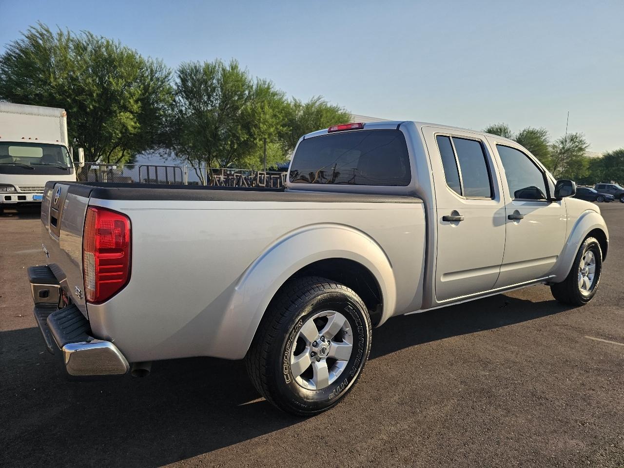 Nissan Frontier 2WD Crew Cab LWB Auto SE 2010
