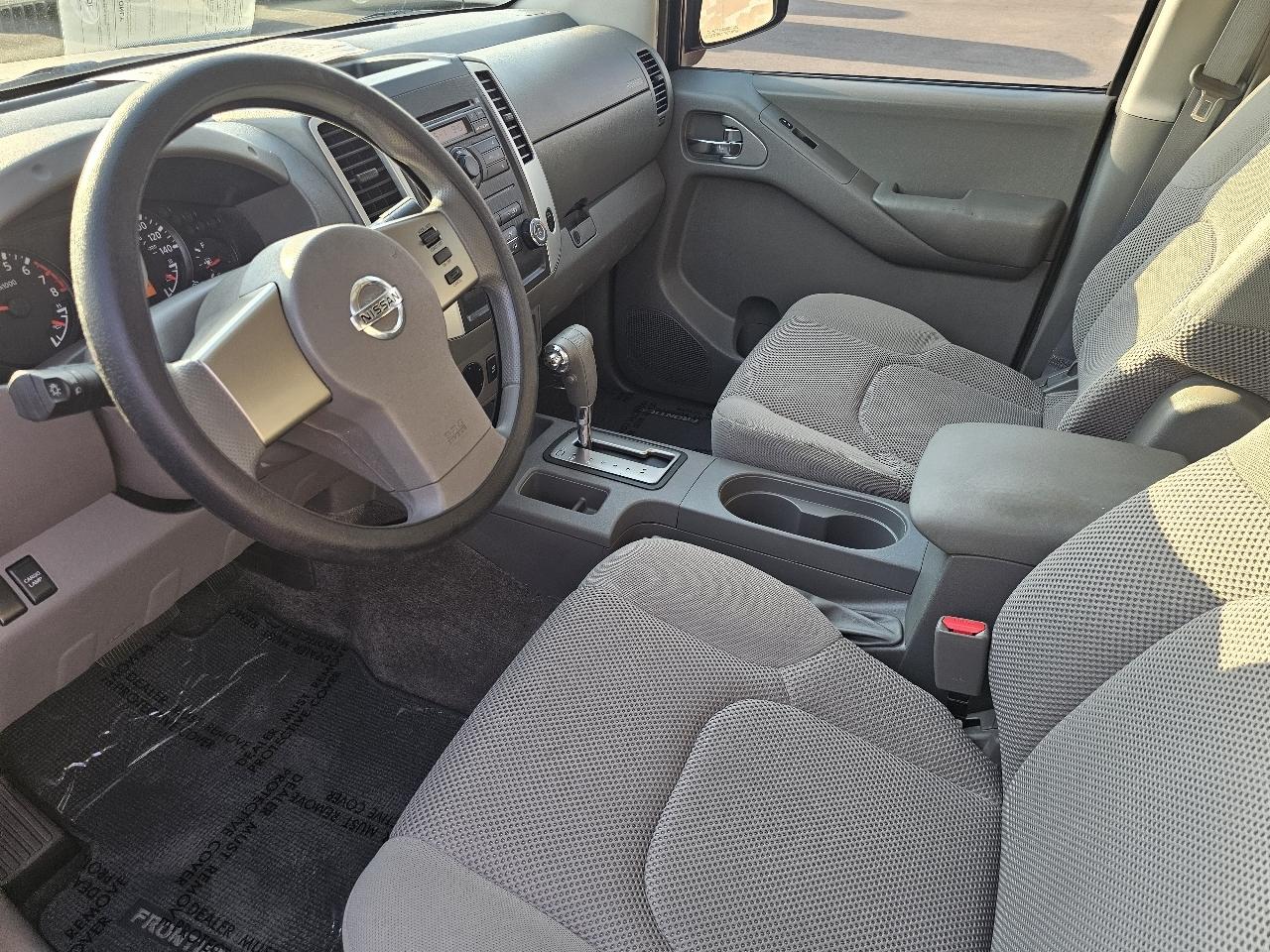 Nissan Frontier 2WD Crew Cab LWB Auto SE 2010