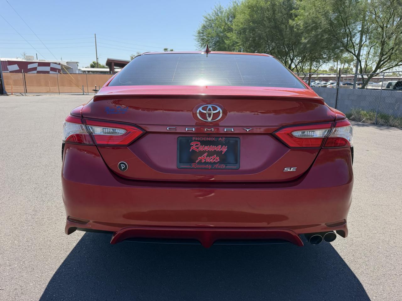 Toyota Camry XLE Auto (Natl) 2019