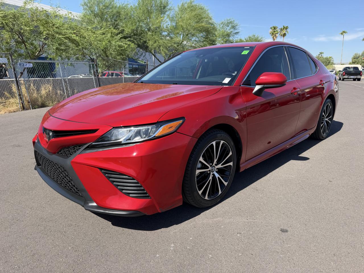 Toyota Camry XLE Auto (Natl) 2019