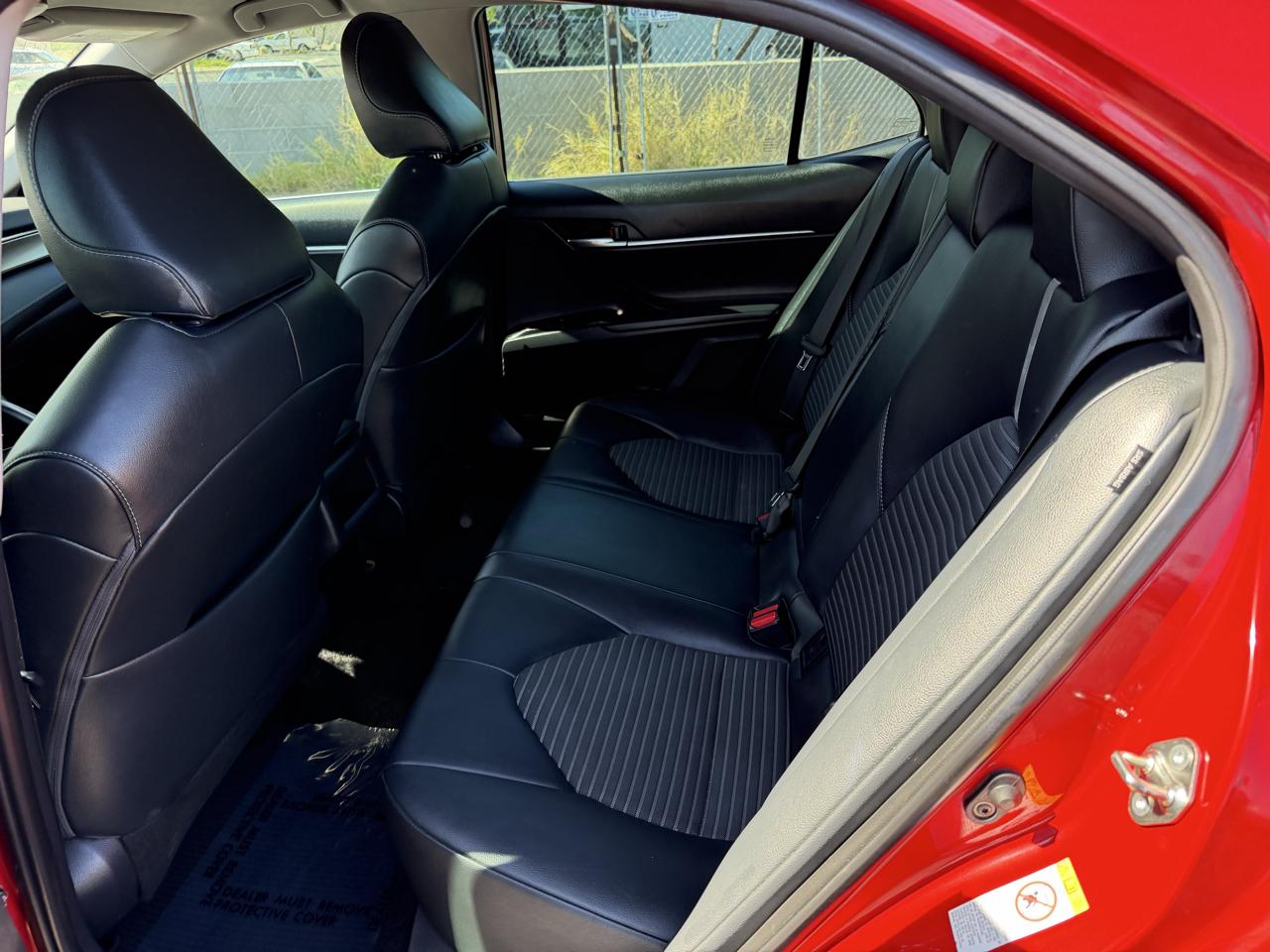 Toyota Camry XLE Auto (Natl) 2019