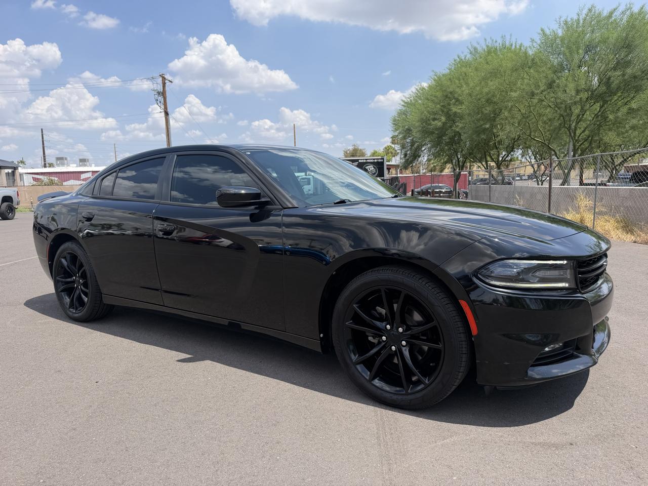 2016 Dodge Charger 4dr Sdn SXT RWD