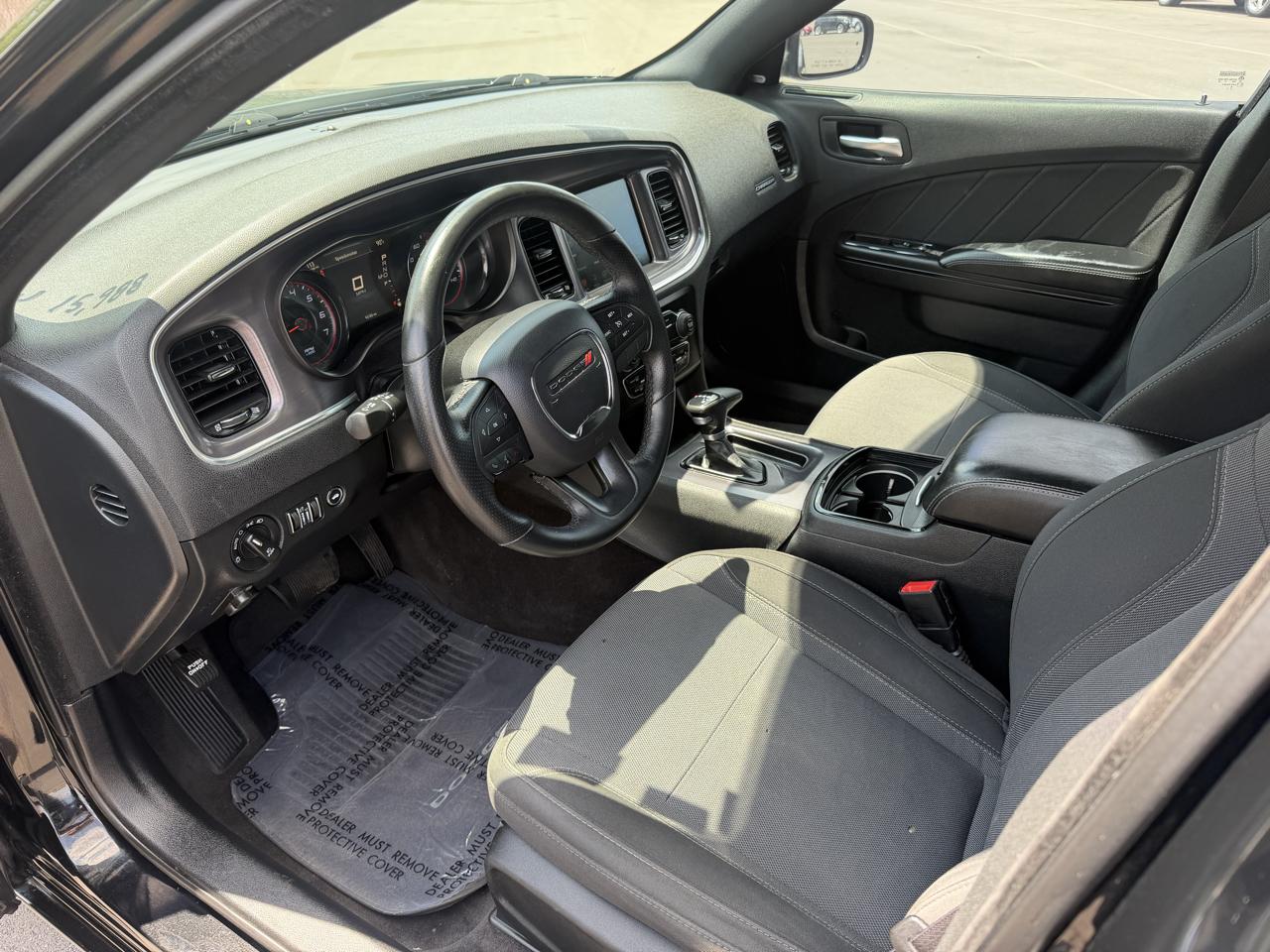 Dodge Charger 4dr Sdn SXT RWD 2016