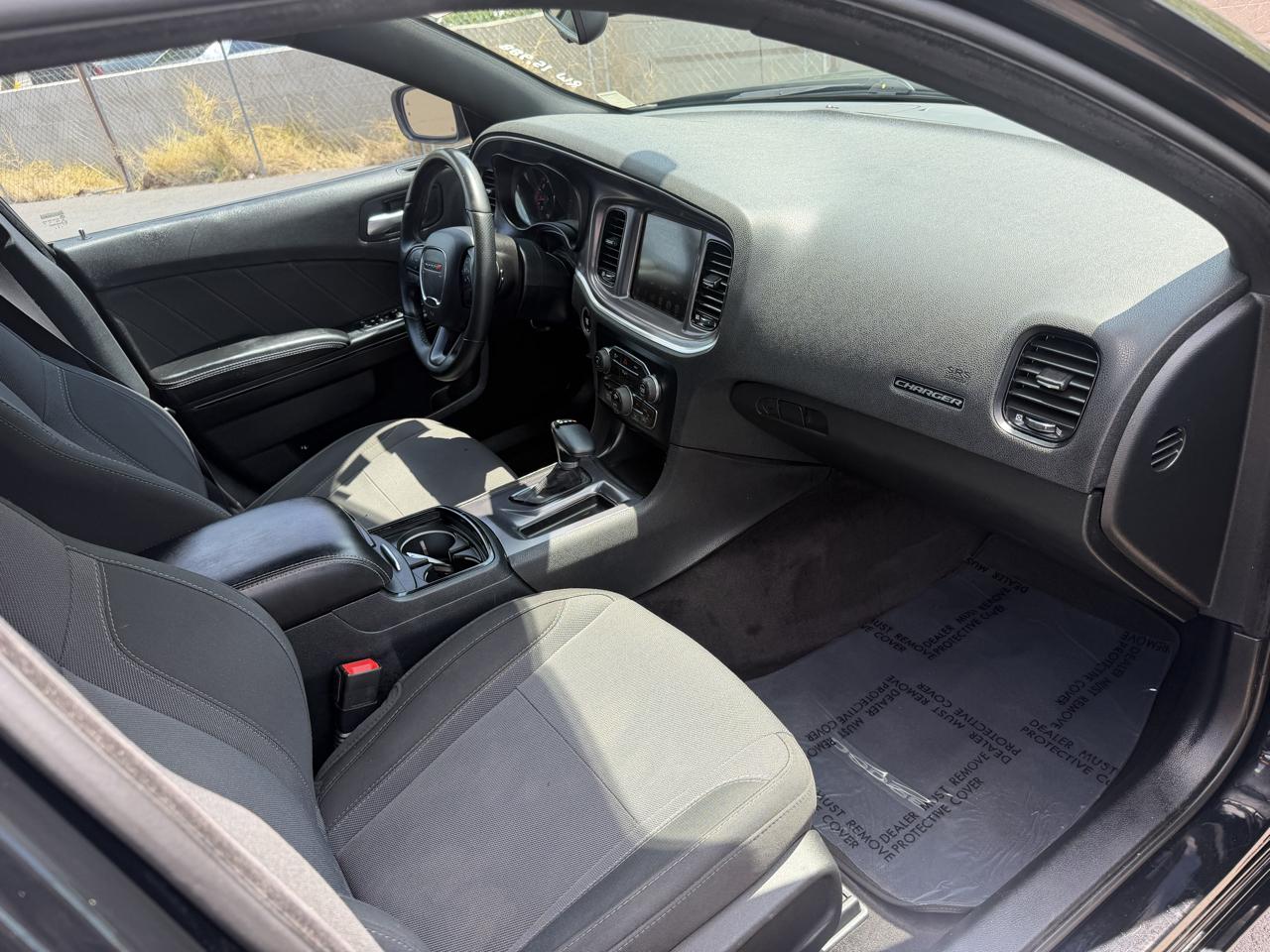 Dodge Charger 4dr Sdn SXT RWD 2016