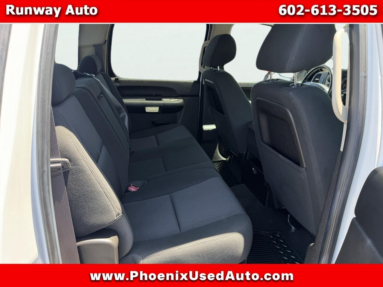 Chevrolet Silverado 1500 4WD Crew Cab 143.5" LT 2012