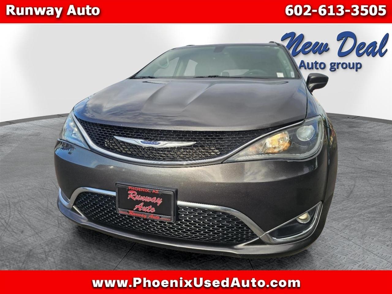 Chrysler Pacifica Touring L FWD 2019