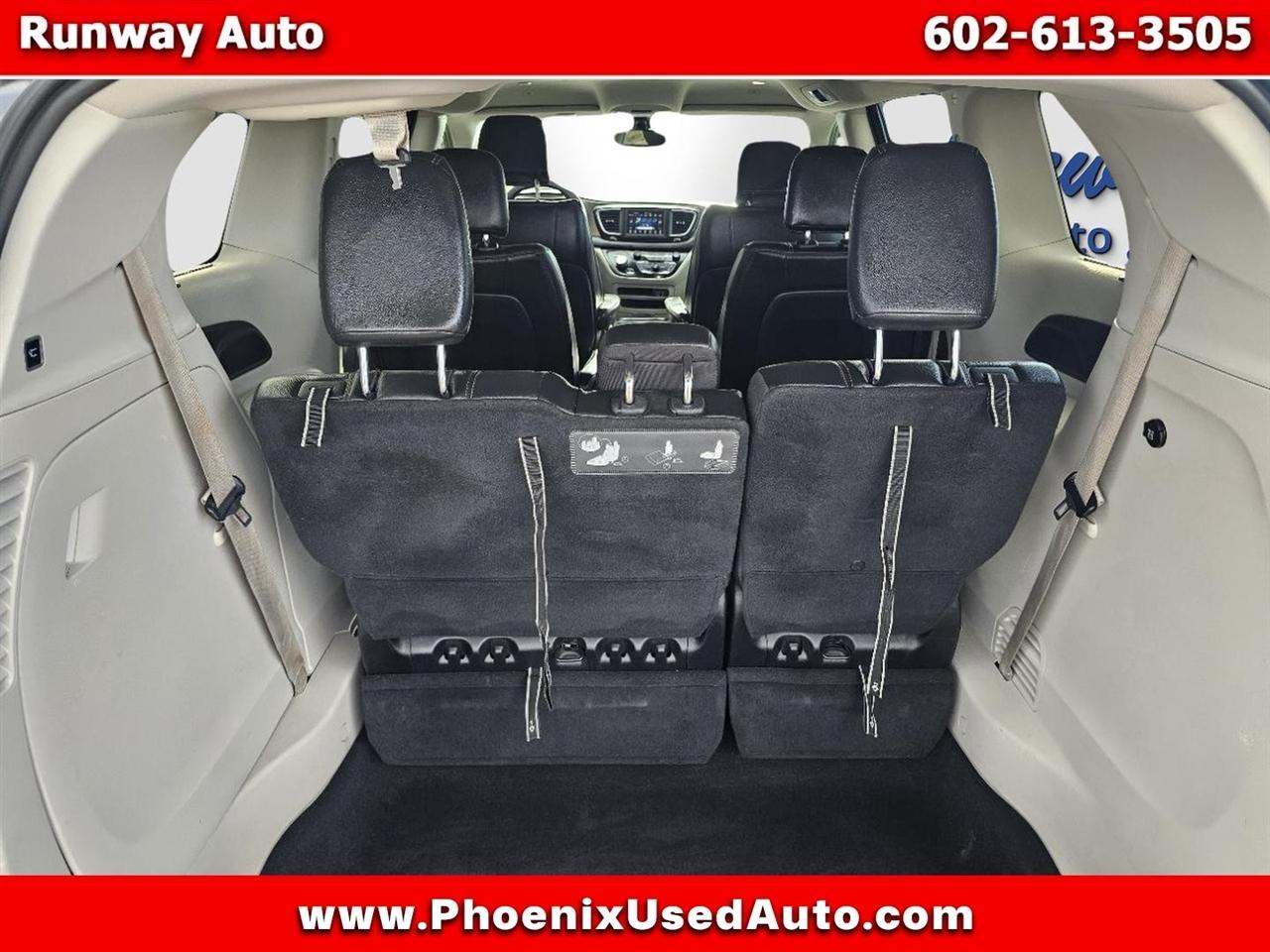 Chrysler Pacifica Touring L FWD 2019
