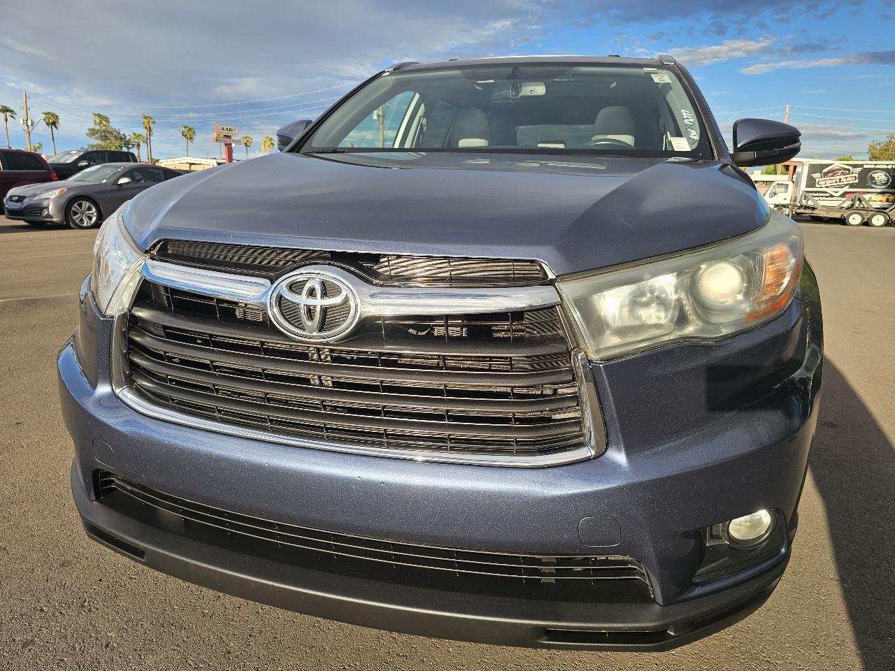 Toyota Highlander FWD 4dr V6 XLE (Natl) 2016