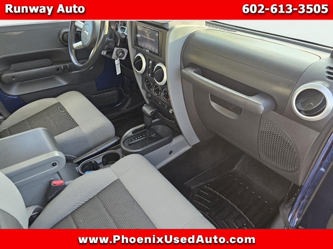 Jeep Wrangler Unlimited 4WD 4dr Sahara 2010