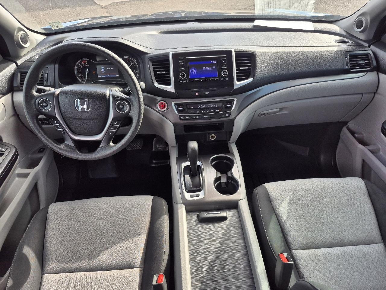 Honda Ridgeline RTS 4x2 Crew Cab 5.3' Bed 2017