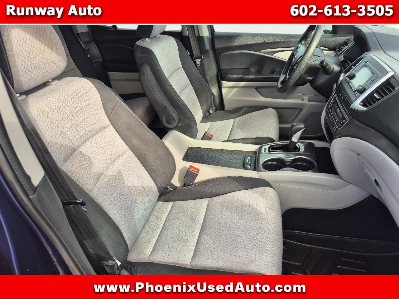 Honda Ridgeline RTS 4x2 Crew Cab 5.3' Bed 2017