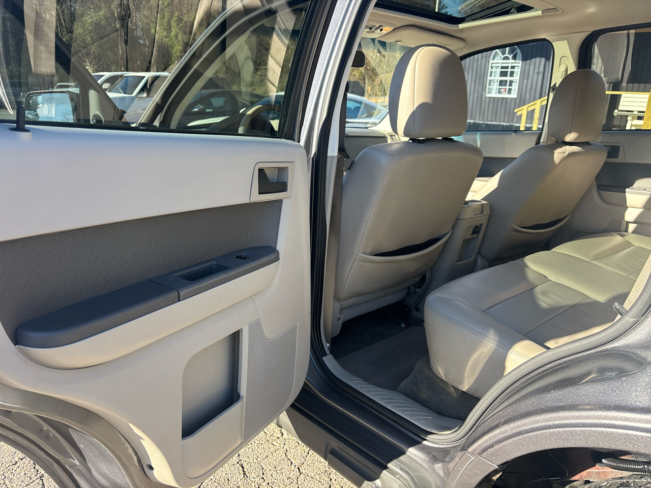 Ford Escape XLT FWD 2010