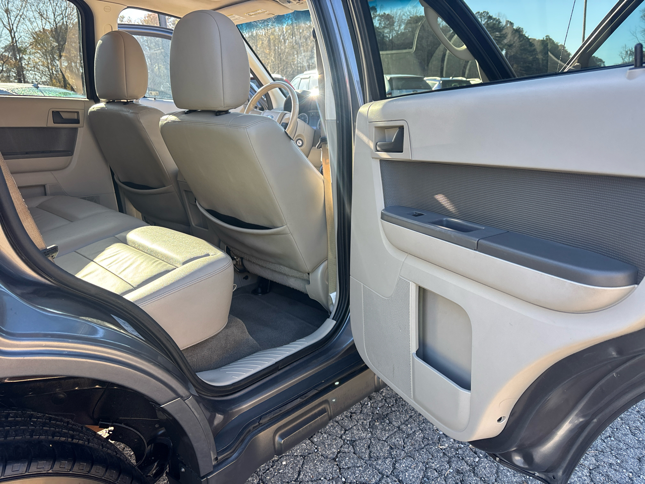 Ford Escape XLT FWD 2010