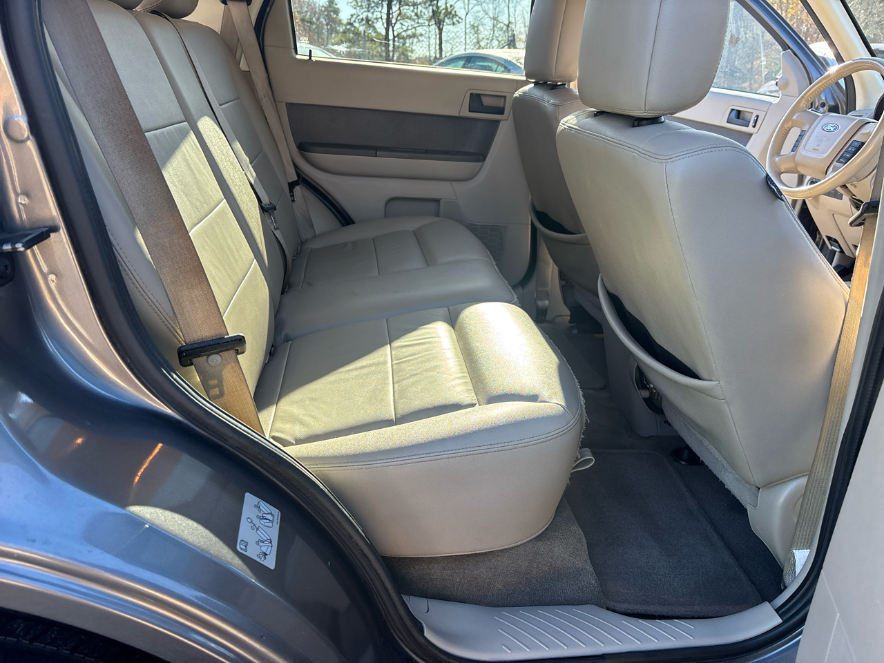 Ford Escape XLT FWD 2010