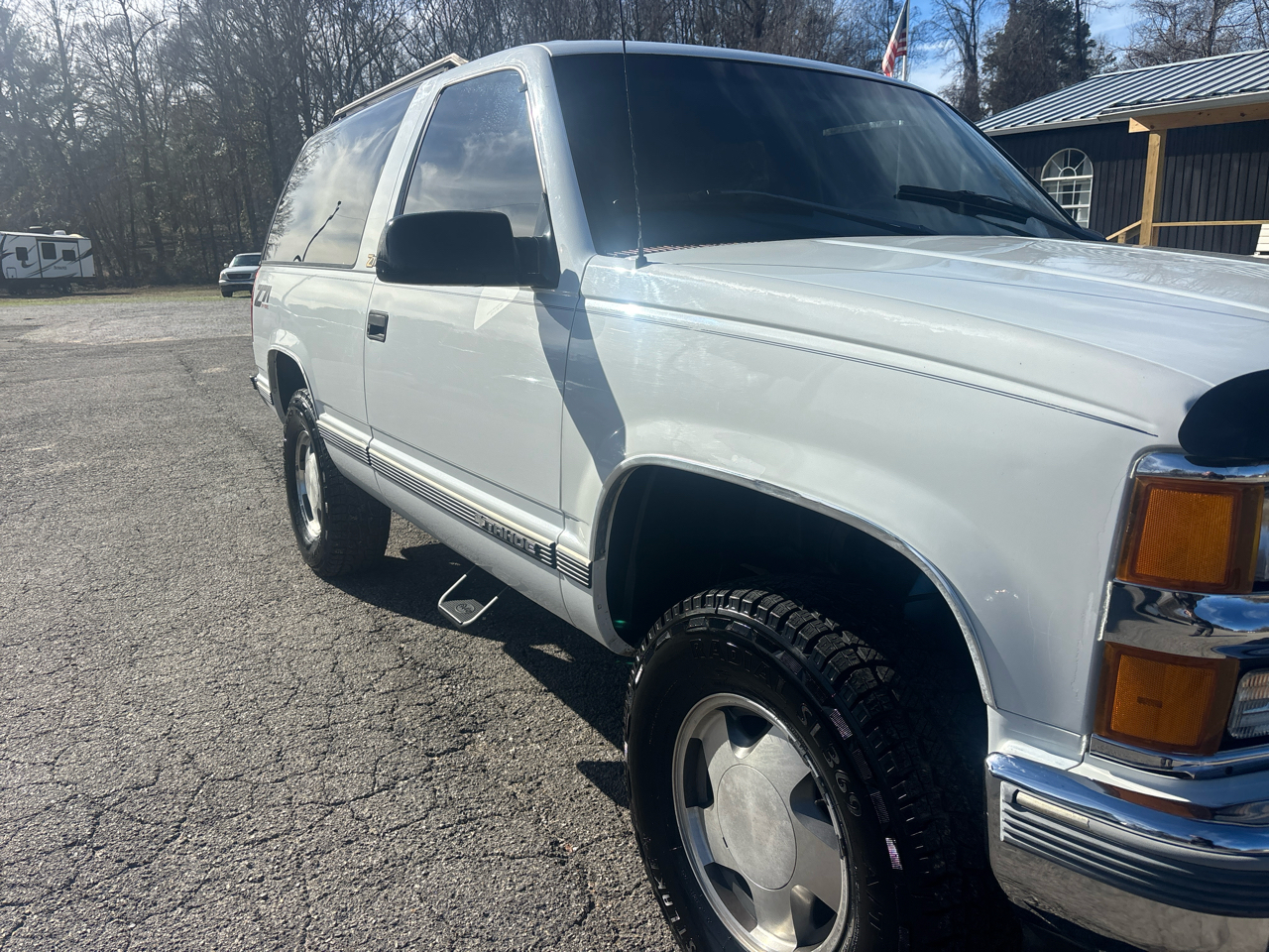 Chevrolet Tahoe 2-Door 4WD 1998