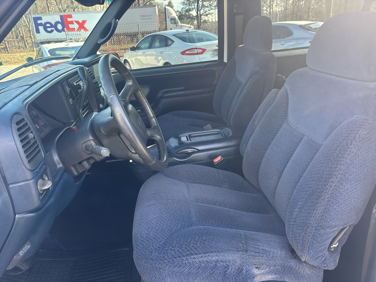 Chevrolet Tahoe 2-Door 4WD 1998