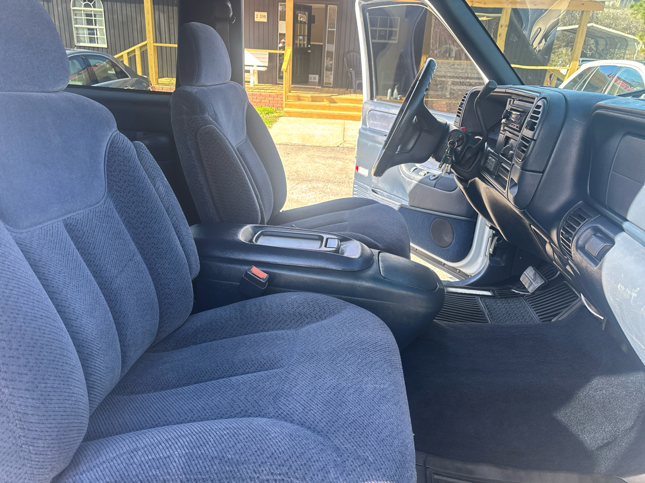 Chevrolet Tahoe 2-Door 4WD 1998