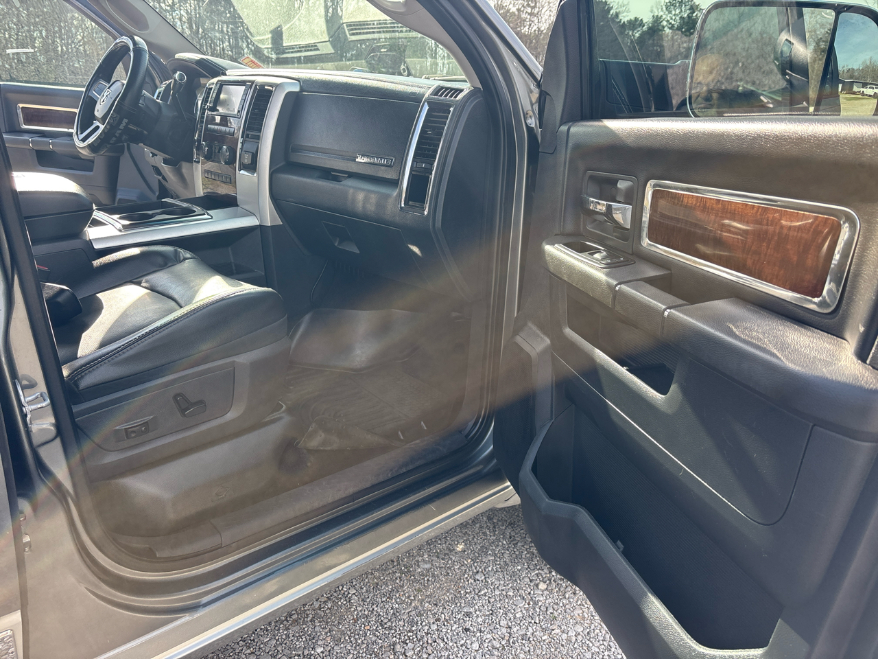 RAM 3500 ST Crew Cab SWB 4WD DRW 2011