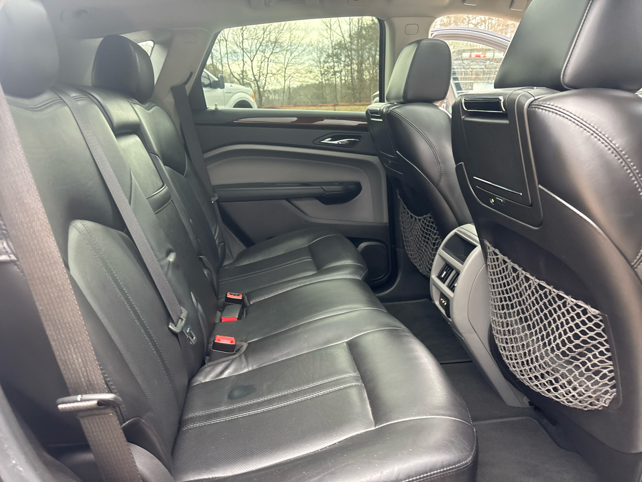 Cadillac SRX Luxury Collection 2011