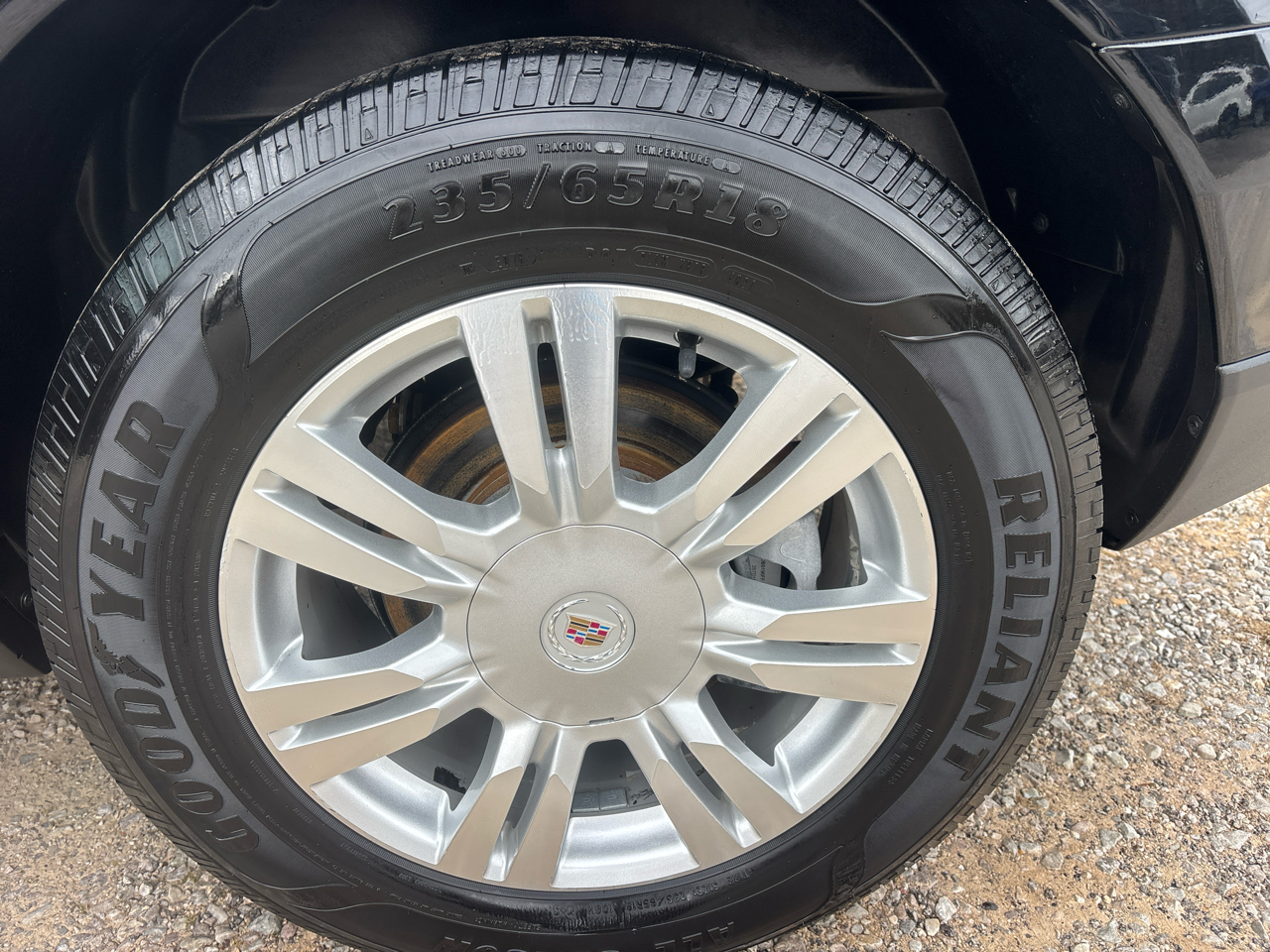 Cadillac SRX Luxury Collection 2011