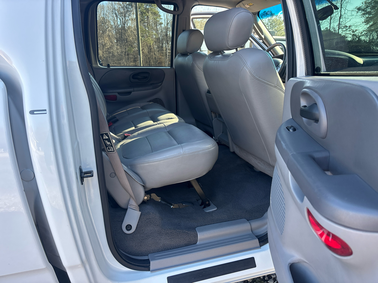 Ford F-150 King Ranch SuperCrew 2WD 2003