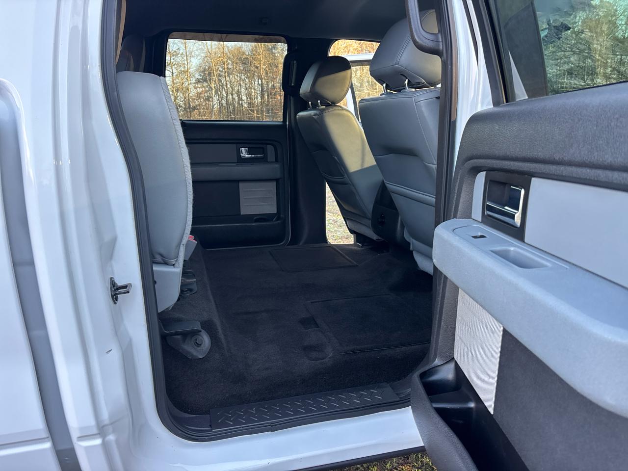 Ford F-150 4WD SuperCrew 150" XLT 2014