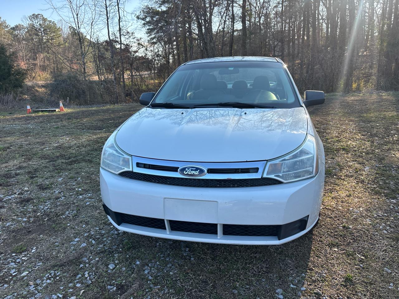 Ford Focus SE Sedan 2011