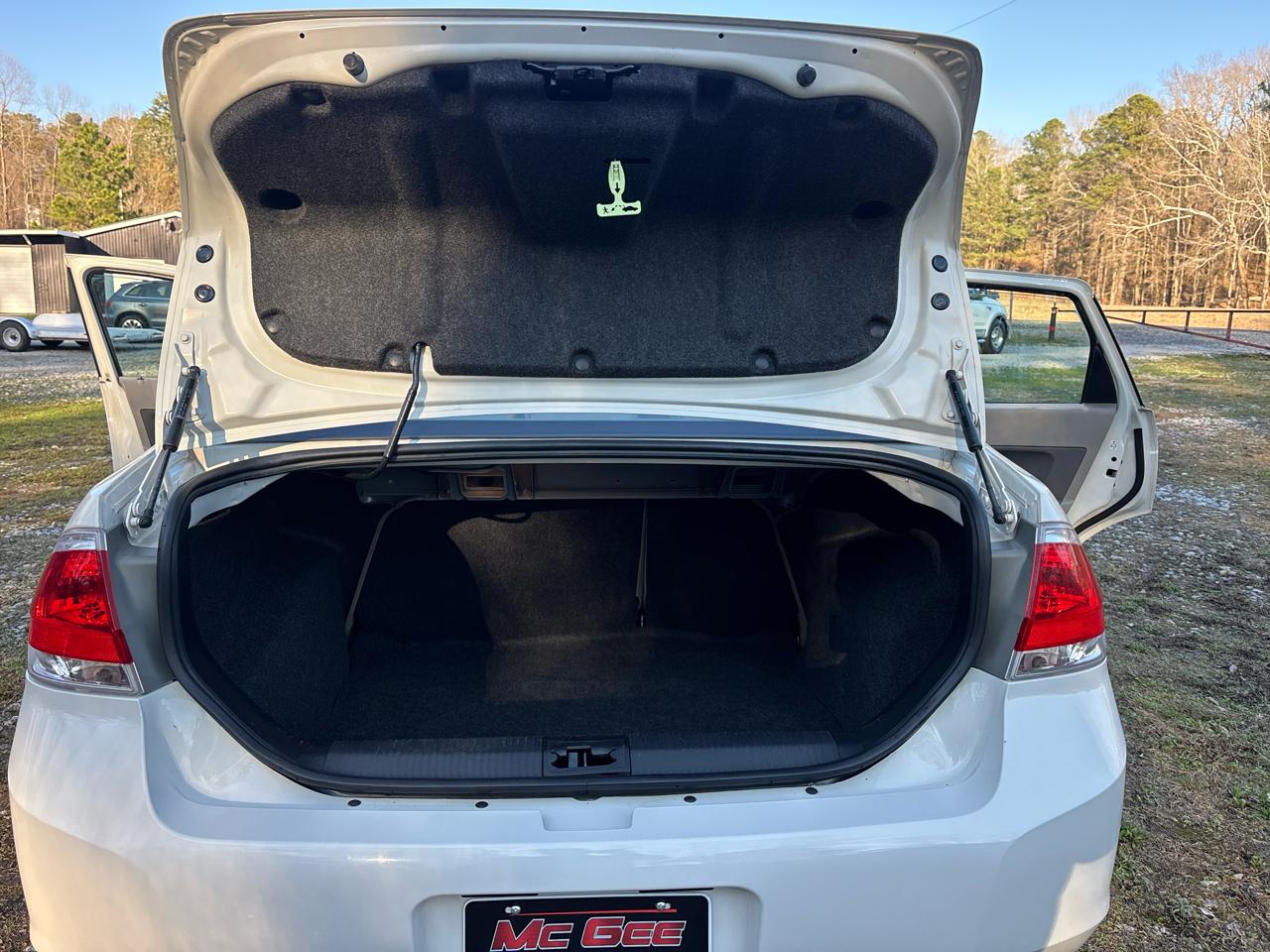 Ford Focus SE Sedan 2011