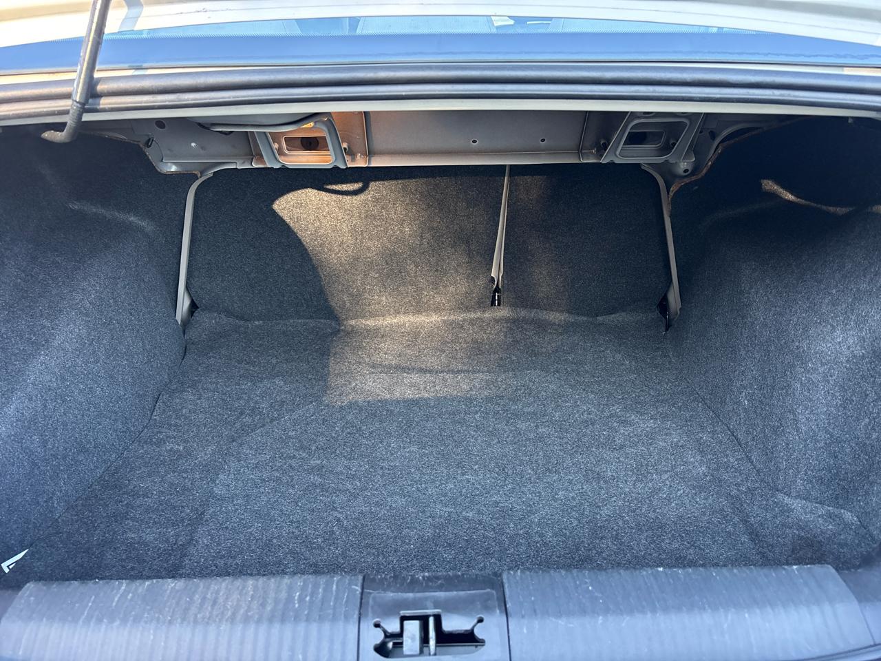 Ford Focus SE Sedan 2011