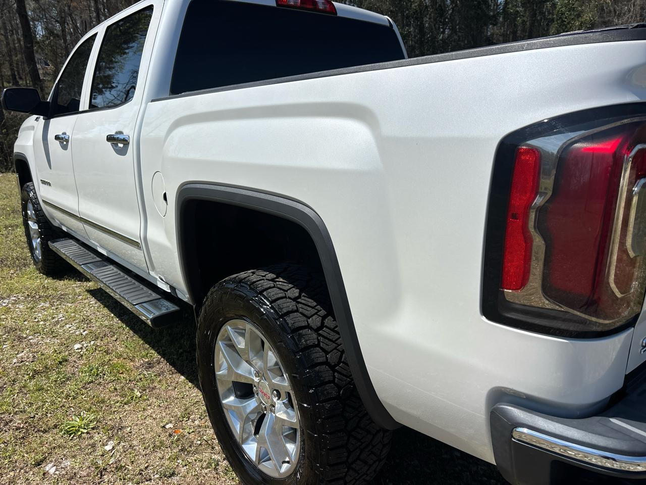 GMC Sierra 1500 SLT Crew Cab Short Box 4WD 2018