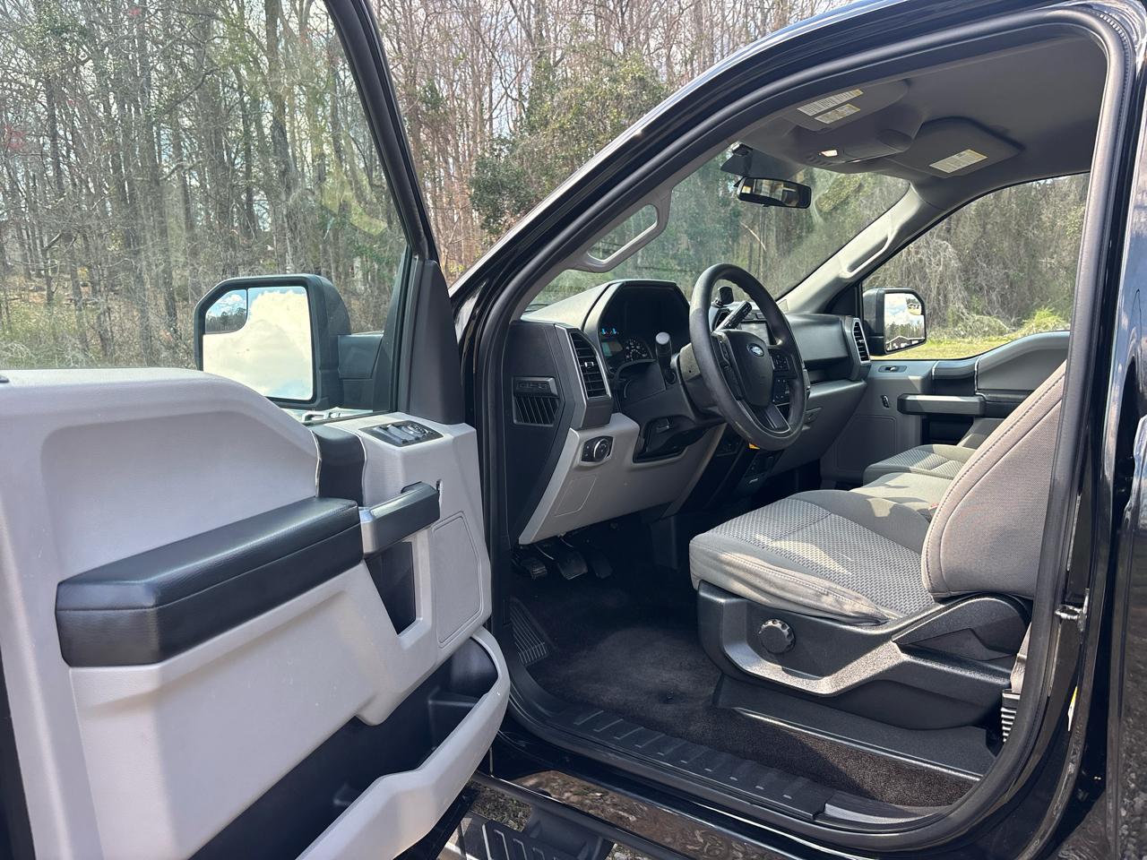 Ford F-150 Lariat SuperCrew 6.5-ft. Bed 4WD 2017