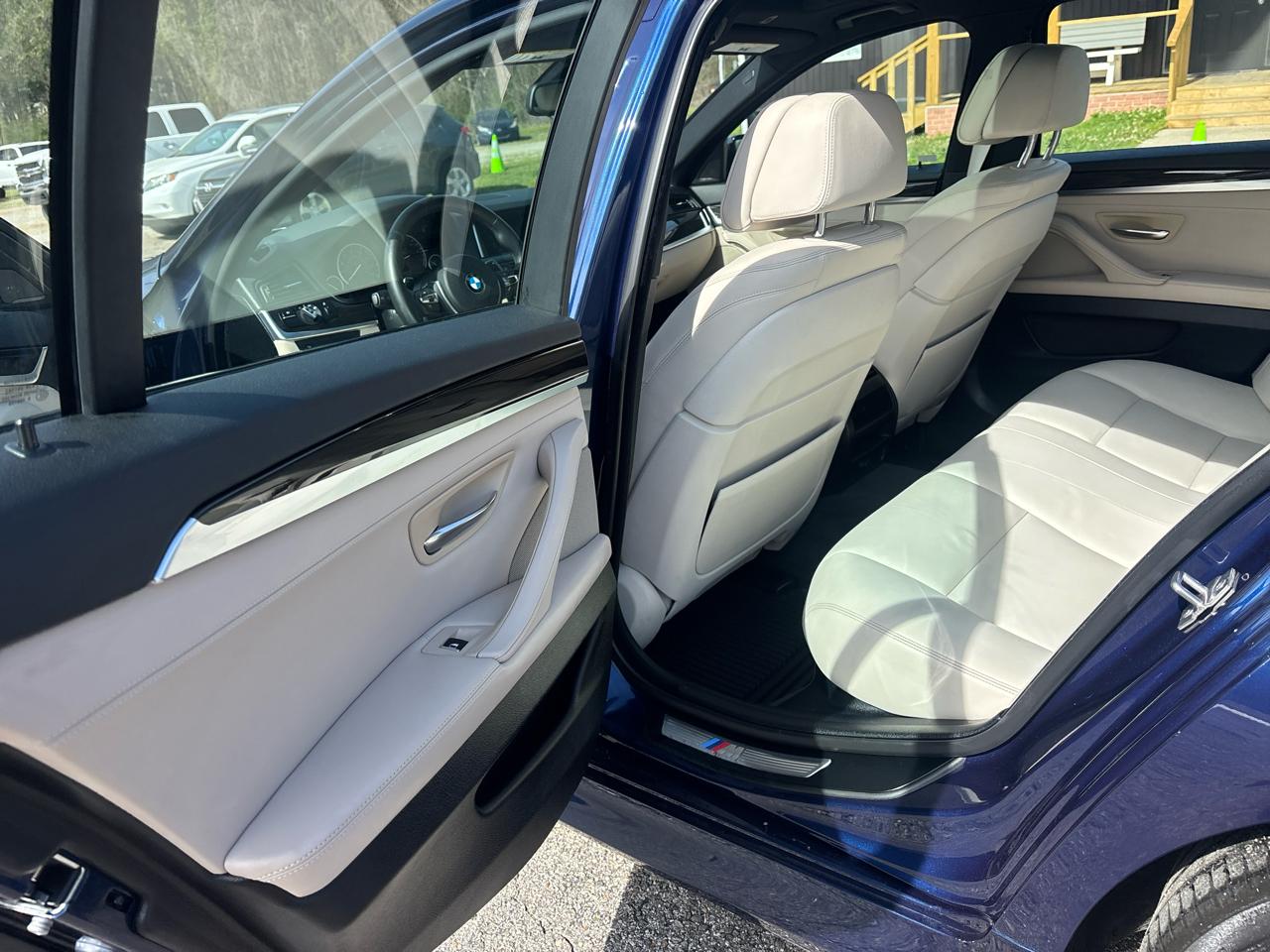 BMW 5-Series 535i 2015