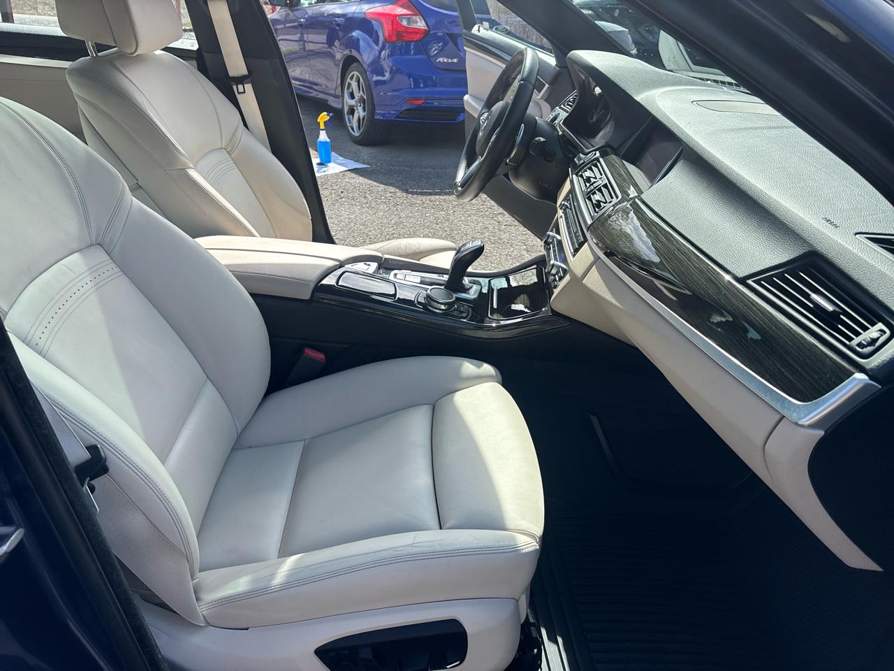 BMW 5-Series 535i 2015