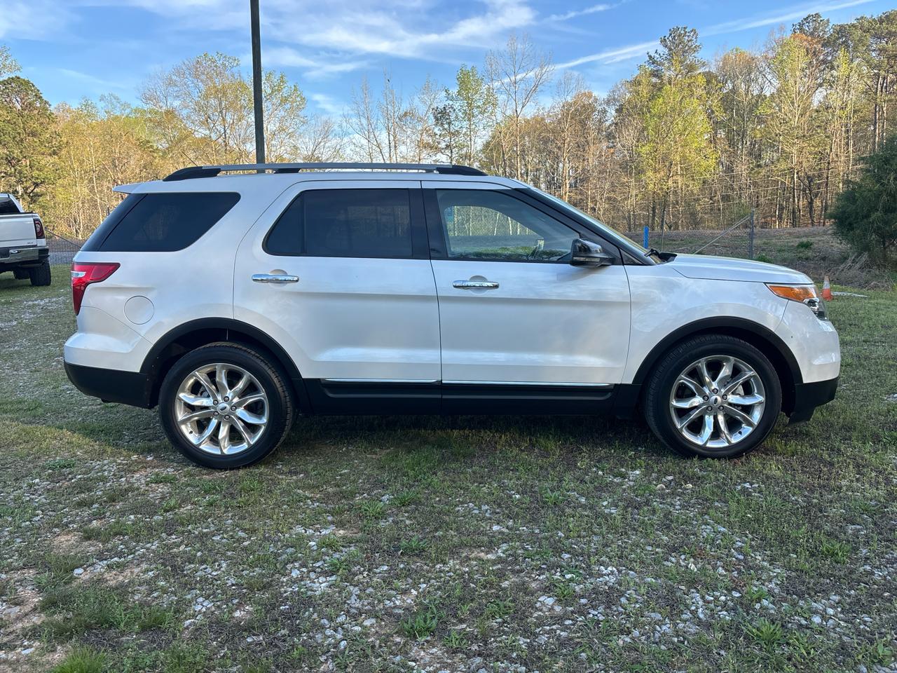 Ford Explorer XLT FWD 2012