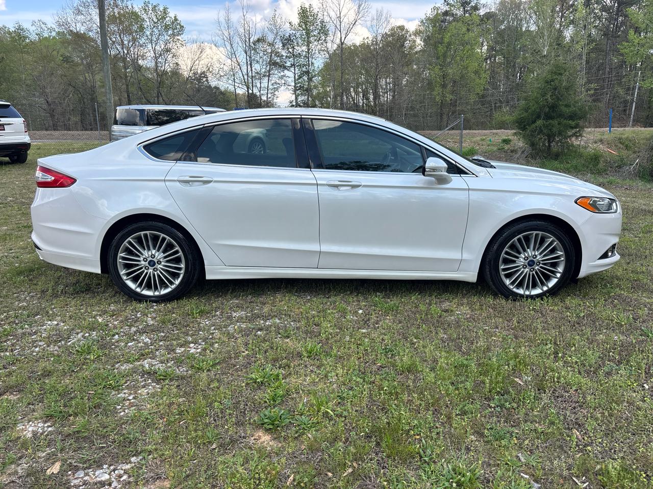 Ford Fusion SE 2016