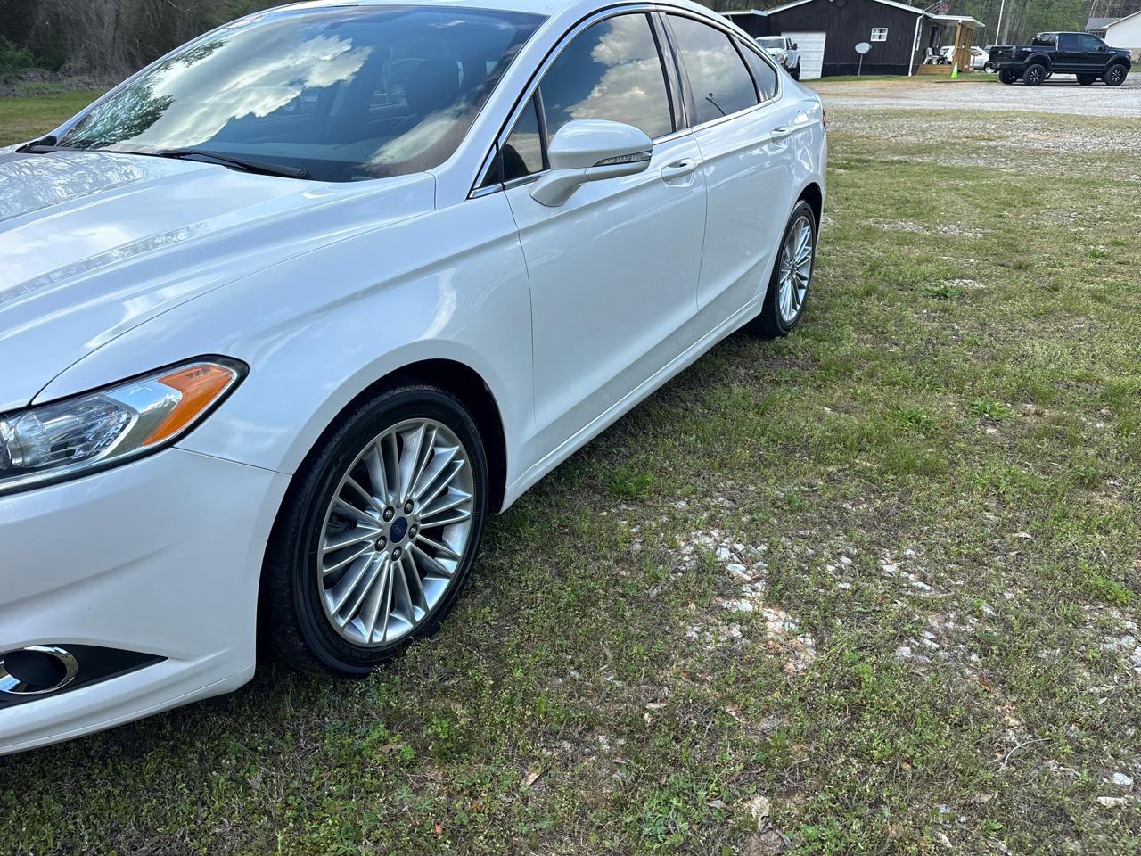 Ford Fusion SE 2016