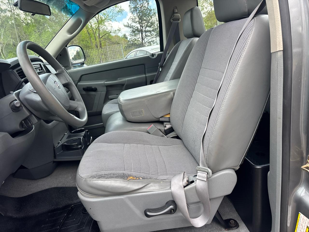 Dodge Ram 1500 Laramie 2WD 2006